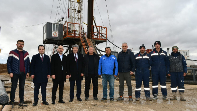 VEKİL ATAŞ VE BAŞKAN BAĞLAMIŞ, JEOTERMAL KAYNAKLI SERA OTB’DEKİ ÇALIŞMALARI İNCELEDİ