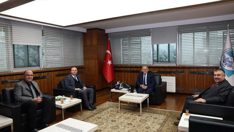 ÜRETİCİNİN DOSTU BAŞKAN BÜYÜKKILIÇ: “ÇİFTÇİMİZİN YANINDAYIZ”