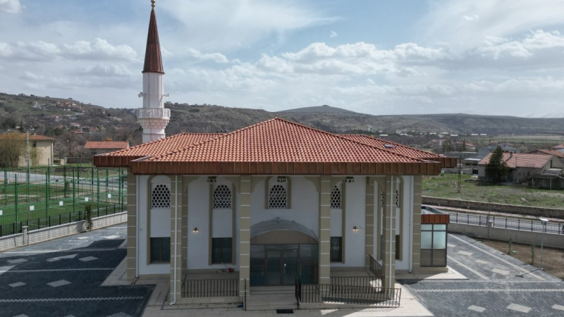“YUNUS EMRE CAMİ, GESİ GİBİ GÜZEL VE ŞİRİN OLDU”