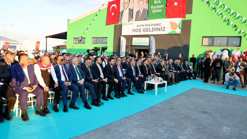 Kayseri Şeker, geçmişten bugüne çiftçisinin yanında olmaya devam ediyor.