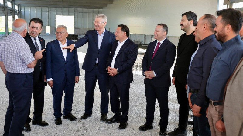Kayseri Şeker iştiraki Pankent tarafından yapılan çuval fabrikasında inceler yapıldı