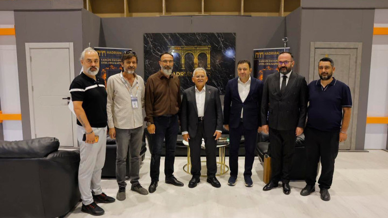 Başkan Büyükkılıç, KAPEX 2026’da sektör temsilcileri ile buluştu